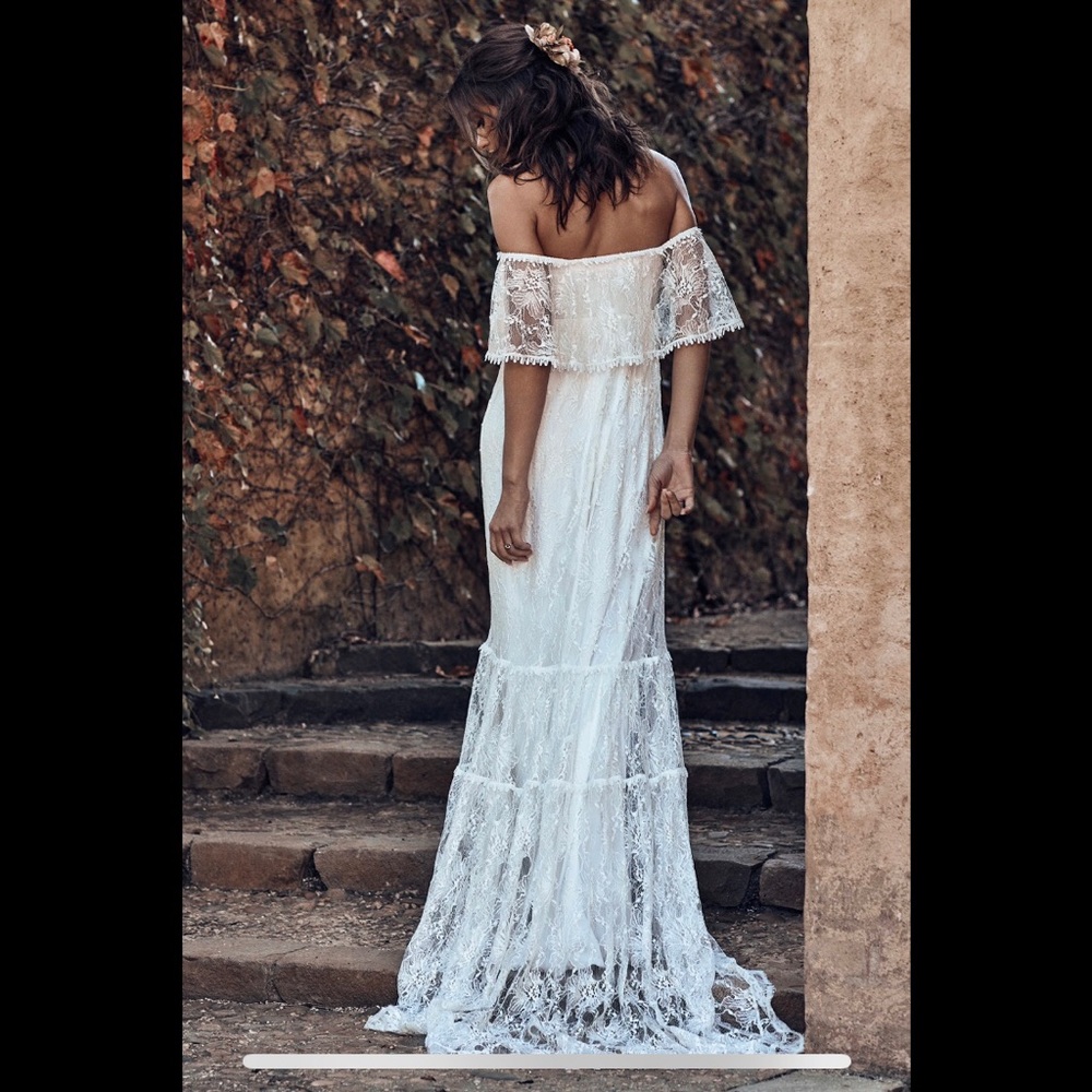 SOLD ! Grace Loves Lace Franca Gown - Picture 7 of 8